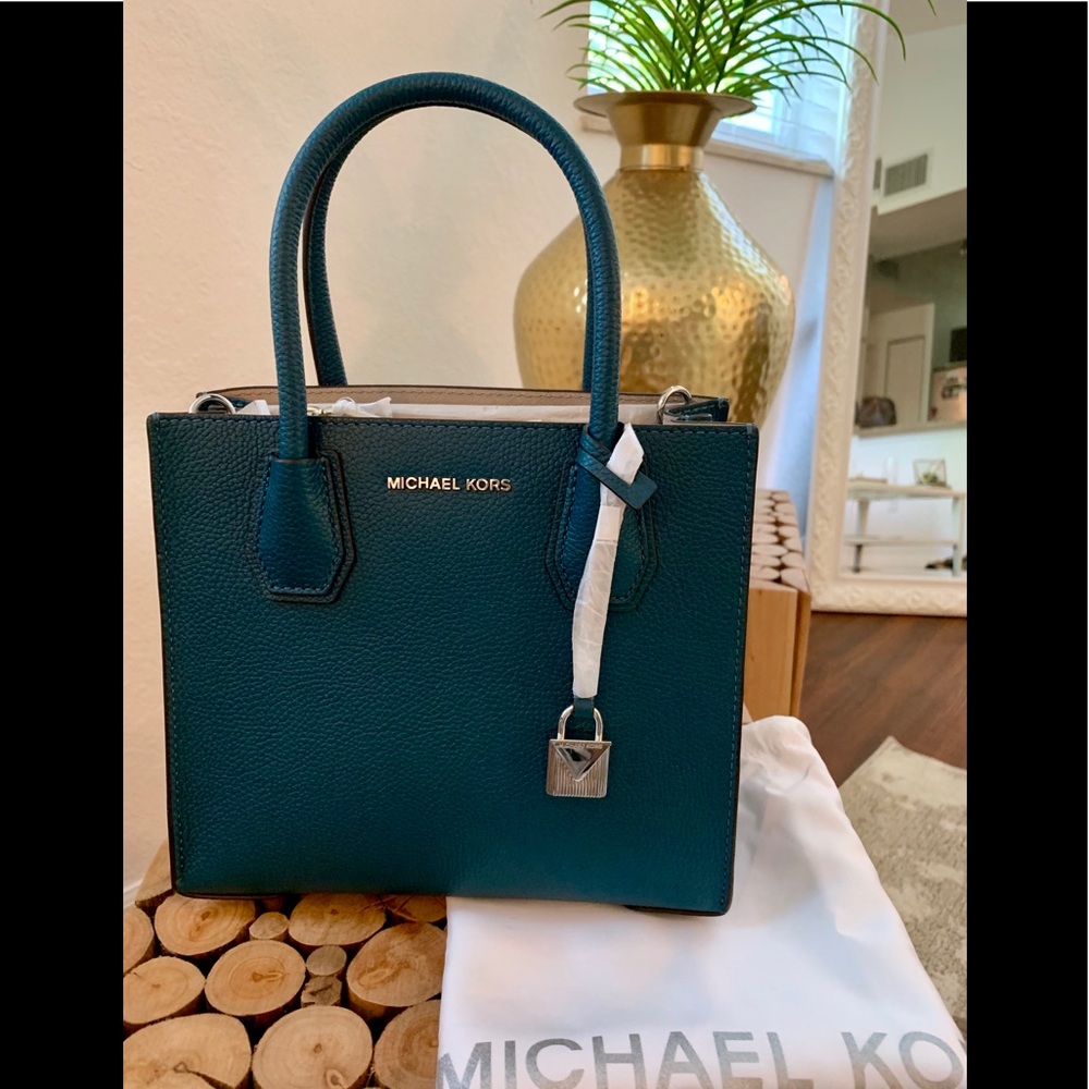 Brand New Michael Kors Purse
